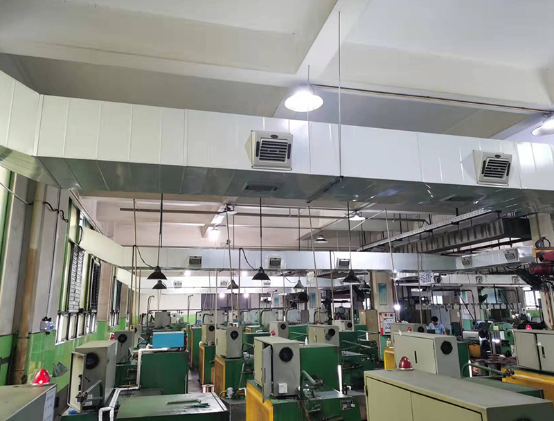 鈑金車間1.jpg 鈑金車間1.jpg